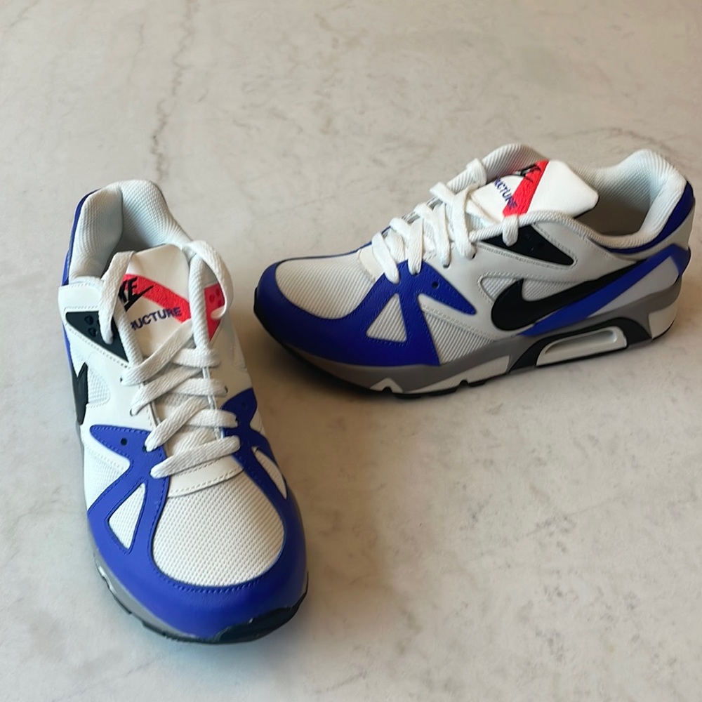 Nike Air Structure